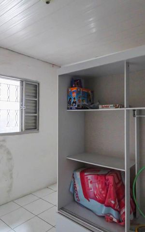 Casa à venda com 270m², 4 quartos e 4 vagas Casa à venda com 270m², 4 quartos e 4 vagasSuite