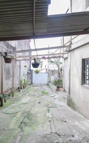 Casa à venda com 270m², 4 quartos e 4 vagas Casa à venda com 270m², 4 quartos e 4 vagasGaragem