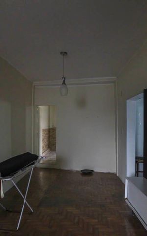 Casa à venda com 270m², 4 quartos e 4 vagas Casa à venda com 270m², 4 quartos e 4 vagasSala