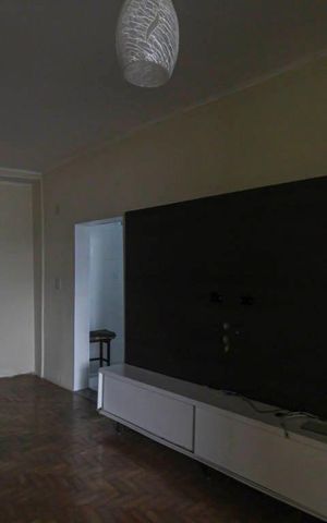 Casa à venda com 270m², 4 quartos e 4 vagas Casa à venda com 270m², 4 quartos e 4 vagasSala