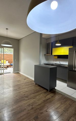 Apartamento para alugar com 100m², 2 quartos e 1 vaga Apartamento para alugar com 100m², 2 quartos e 1 vagaSala