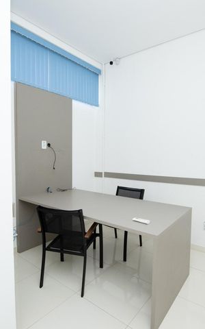 Casa à venda com 242m², 5 quartos e sem vaga