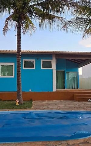 Casa de condomínio à venda com 230m², 4 quartos e 4 vagas Casa de condomínio à venda com 230m², 4 quartos e 4 vagasÁrea externa
