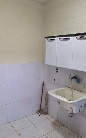 Casa de condomínio à venda com 230m², 4 quartos e 4 vagas Casa de condomínio à venda com 230m², 4 quartos e 4 vagasÁrea de serviço