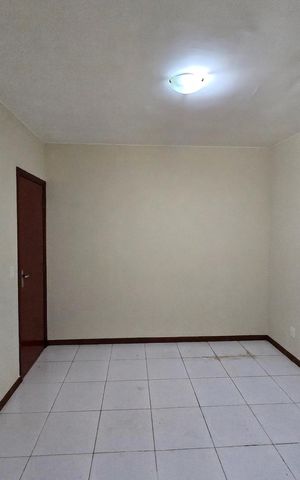 Casa de condomínio à venda com 230m², 4 quartos e 4 vagas Casa de condomínio à venda com 230m², 4 quartos e 4 vagasQuarto