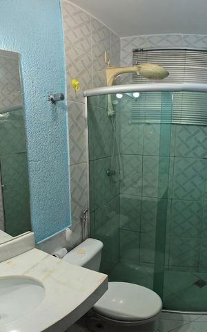 Casa de condomínio à venda com 230m², 4 quartos e 4 vagas Casa de condomínio à venda com 230m², 4 quartos e 4 vagasBanheiro