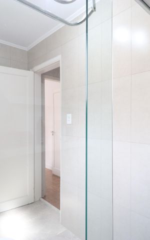Apartamento à venda com 74m², 2 quartos e sem vagaBanheiro 