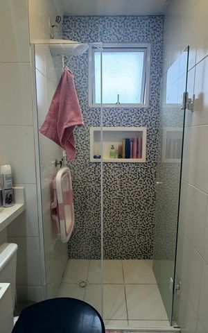Apartamento à venda com 49m², 2 quartos e 1 vaga Apartamento à venda com 49m², 2 quartos e 1 vagaBanheiro