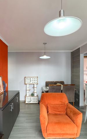 Apartamento à venda com 50m², 2 quartos e 1 vaga Apartamento à venda com 50m², 2 quartos e 1 vagaSala