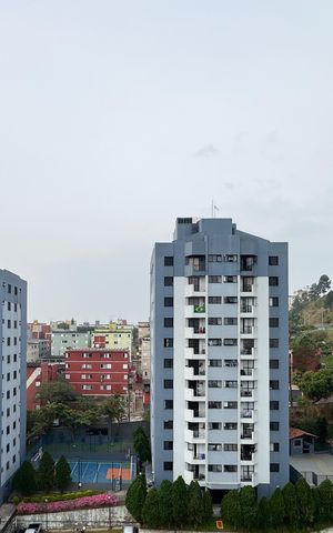 Apartamento à venda com 50m², 2 quartos e 1 vaga Apartamento à venda com 50m², 2 quartos e 1 vagaVista - Sacada