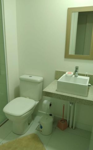 Apartamento à venda com 63m², 2 quartos e 1 vaga Apartamento à venda com 63m², 2 quartos e 1 vagaBanheiro