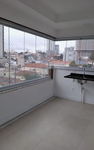 Apartamento à venda com 63m², 2 quartos e 1 vaga Apartamento à venda com 63m², 2 quartos e 1 vagaVaranda