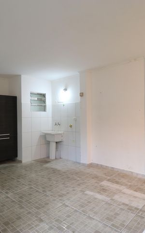 Casa à venda com 127m², 5 quartos e 2 vagasCozinha e Área de Serviço