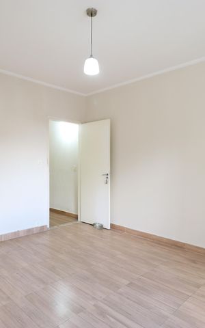 Casa à venda com 127m², 5 quartos e 2 vagasQuarto 3