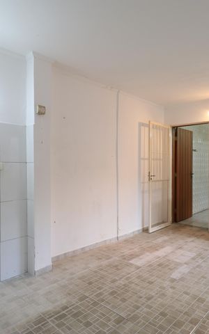 Casa à venda com 127m², 5 quartos e 2 vagasCozinha e Área de Serviço