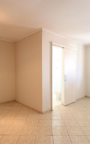 Casa à venda com 127m², 5 quartos e 2 vagasSuite 