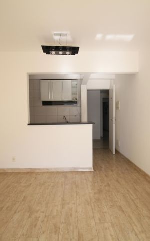 Apartamento à venda com 70m², 3 quartos e 1 vagaSala