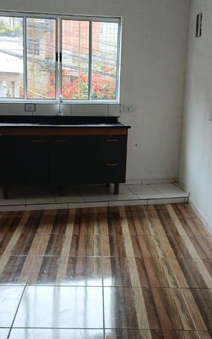 Casa para alugar com 62m², 2 quartos e sem vaga