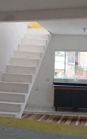 Casa para alugar com 62m², 2 quartos e sem vaga