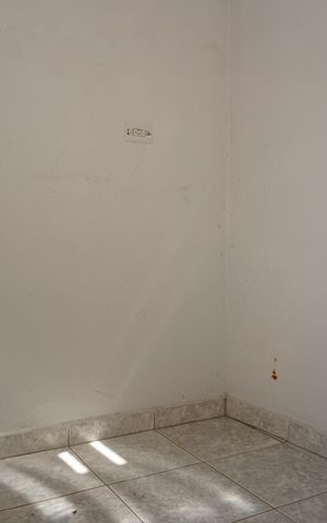 Casa para alugar com 120m², 2 quartos e 2 vagasDespensa