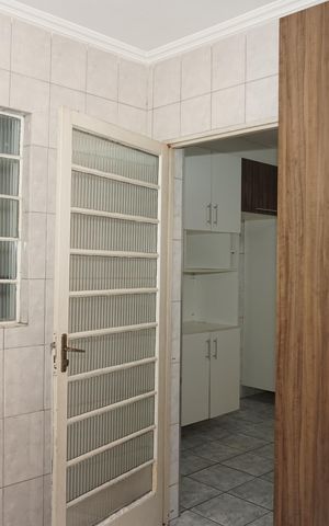Casa para alugar com 120m², 2 quartos e 2 vagasLavanderia