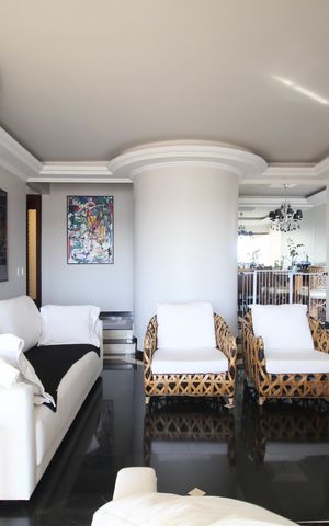 Apartamento à venda com 197m², 3 quartos e 3 vagasSala
