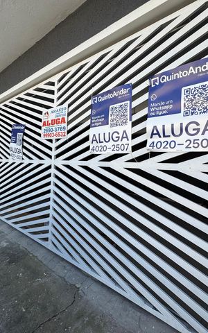 Casa para alugar com 45m², 1 quarto e sem vaga Casa para alugar com 45m², 1 quarto e sem vagaFachada com placa grande
