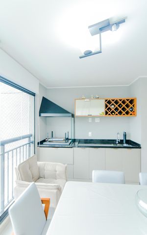 Apartamento à venda com 68m², 2 quartos e 1 vagaVaranda 