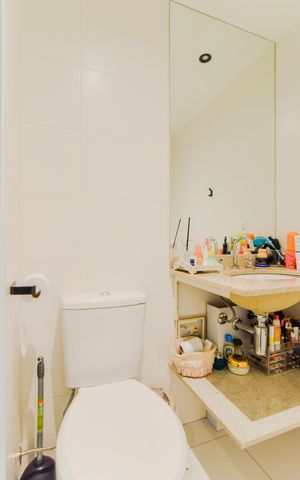 Apartamento à venda com 68m², 2 quartos e 1 vagaBanheiro da Suíte 