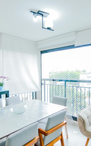 Apartamento à venda com 68m², 2 quartos e 1 vagaVaranda 