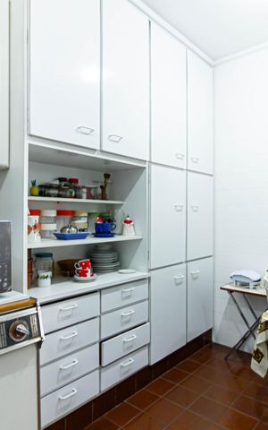 Apartamento para alugar com 100m², 2 quartos e 2 vagas Apartamento para alugar com 100m², 2 quartos e 2 vagasCozinha