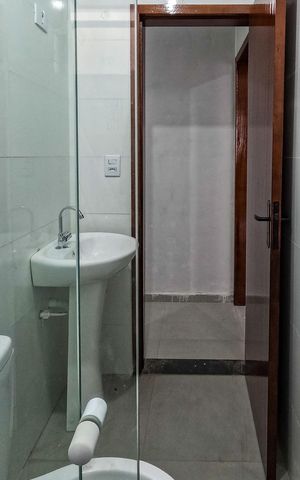 Casa para alugar com 42m², 1 quarto e sem vaga