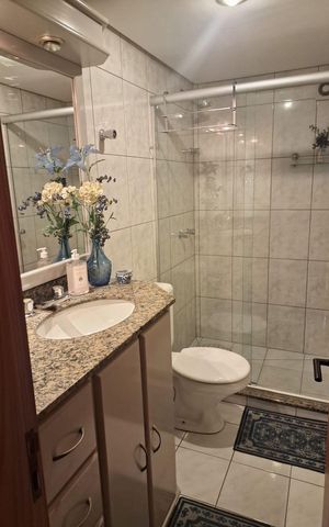 Apartamento à venda com 96m², 3 quartos e 2 vagas Apartamento à venda com 96m², 3 quartos e 2 vagasBanheiro 1