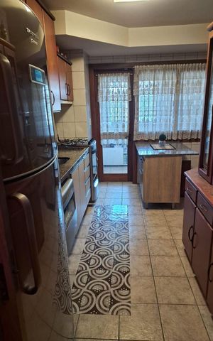 Apartamento à venda com 96m², 3 quartos e 2 vagas Apartamento à venda com 96m², 3 quartos e 2 vagasBanheiro 2