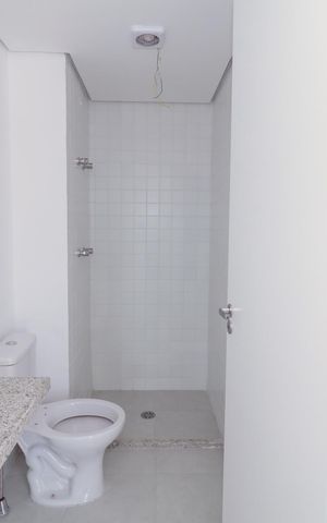 Apartamento à venda com 59m², 2 quartos e 1 vaga Apartamento à venda com 59m², 2 quartos e 1 vagaBanheiro
