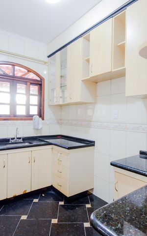 Casa à venda com 300m², 3 quartos e 6 vagasCozinha