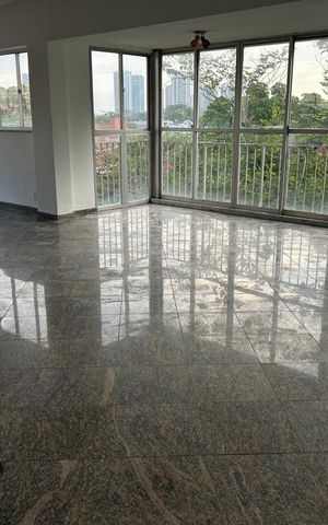 Apartamento à venda com 300m², 4 quartos e 1 vagaSala