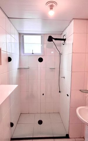 Apartamento para alugar com 40m², 2 quartos e 1 vaga Apartamento para alugar com 40m², 2 quartos e 1 vagaBanheiro 1