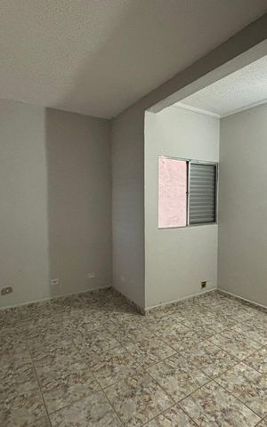 Casa para alugar com 80m², 2 quartos e sem vaga Casa para alugar com 80m², 2 quartos e sem vagaQuarto