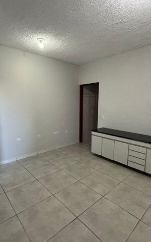 Casa para alugar com 80m², 2 quartos e sem vaga Casa para alugar com 80m², 2 quartos e sem vagaSala