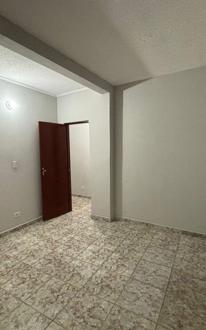 Casa para alugar com 80m², 2 quartos e sem vaga Casa para alugar com 80m², 2 quartos e sem vagaQuarto