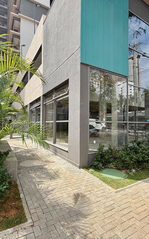 Studio à venda com 33m², 1 quarto e sem vaga Studio à venda com 33m², 1 quarto e sem vagaFachada
