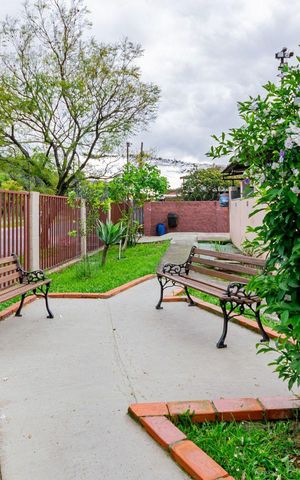 Apartamento à venda com 38m², 2 quartos e 1 vaga Apartamento à venda com 38m², 2 quartos e 1 vagaÁrea externa