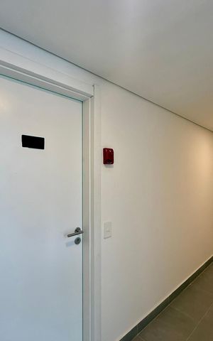 Studio à venda com 33m², 1 quarto e sem vaga Studio à venda com 33m², 1 quarto e sem vagaHall Apartamento