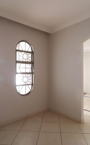 Casa para alugar com 240m², 3 quartos e 4 vagasSala 2