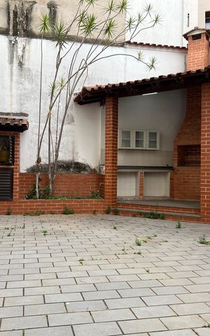 Apartamento para alugar com 131m², 2 quartos e 1 vaga Apartamento para alugar com 131m², 2 quartos e 1 vagaÁrea Externa - Churrasqueira