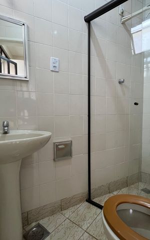 Apartamento para alugar com 131m², 2 quartos e 1 vaga Apartamento para alugar com 131m², 2 quartos e 1 vagaBanheiro 2