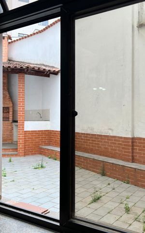 Apartamento para alugar com 131m², 2 quartos e 1 vaga Apartamento para alugar com 131m², 2 quartos e 1 vagaSala de Jantar