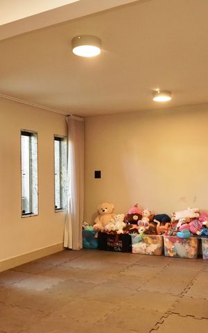 Casa de condomínio à venda com 700m², 6 quartos e 15 vagas Casa de condomínio à venda com 700m², 6 quartos e 15 vagasSala de TV