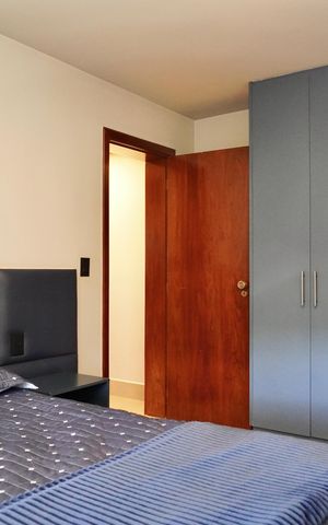 Casa de condomínio à venda com 700m², 6 quartos e 15 vagas Casa de condomínio à venda com 700m², 6 quartos e 15 vagasSuíte 2